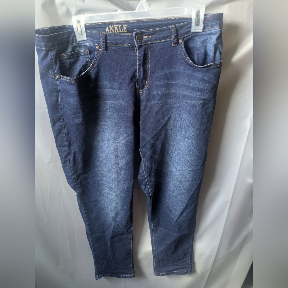 GOGO Blue Ankle Cropped Jeans Classic Denim